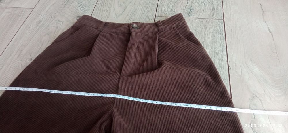 Штани жіночі в рубчик