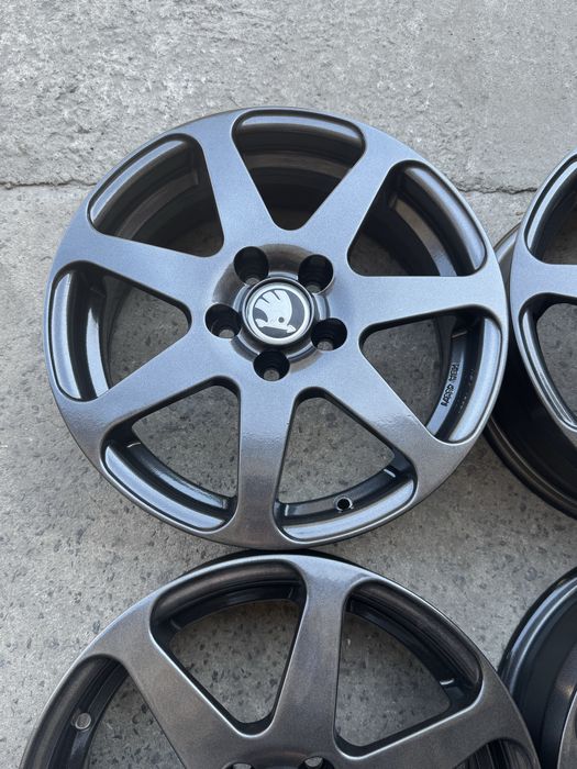 Диски 5*100R15 Scoda fabia,tour,roomster,VW polo,golf4