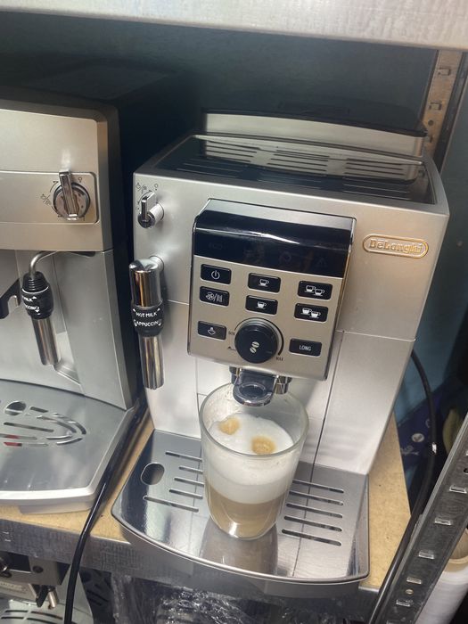 Кофемашина Delonghi,кавомашина delonghi,philips,saeco кавоварка saeco