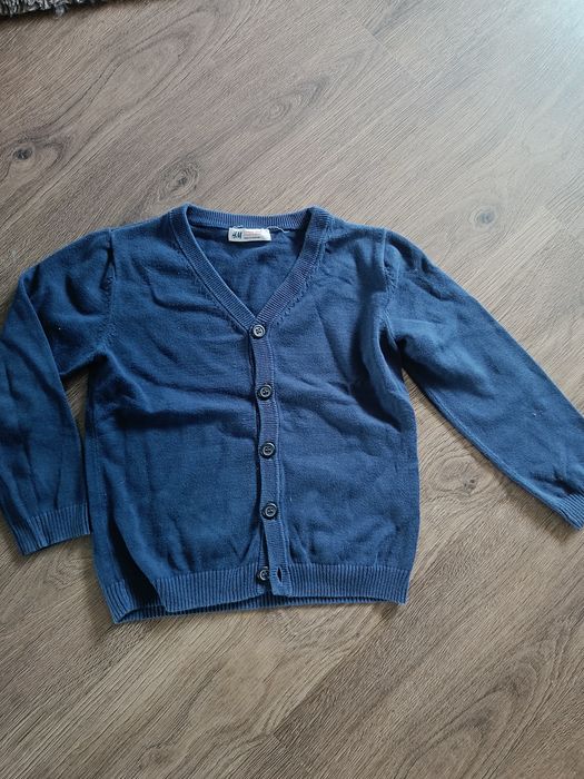 Granatowy zapinany sweter H&M 110/116