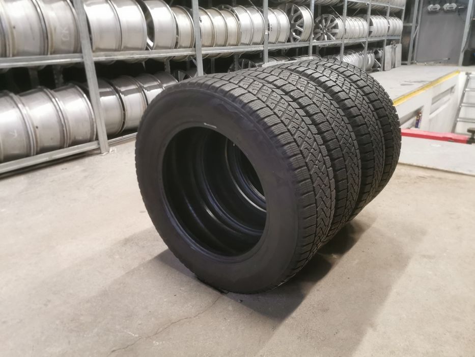 Komplet opon 205/65R16C 107/105R LASSA Wintus 2