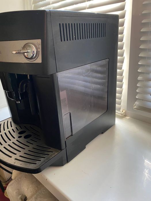 Кофе машина DeLonghi