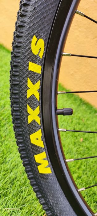 Bicicleta elétrica Carrera