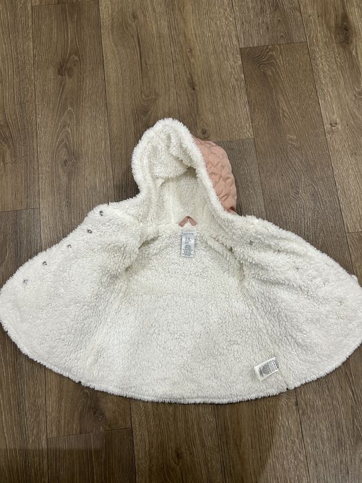 Пальто , куртка для дівчинки