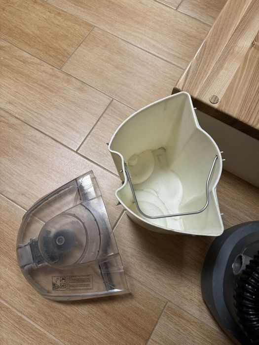 Пилосос миючий Karcher Puzzi 8/1 професійний