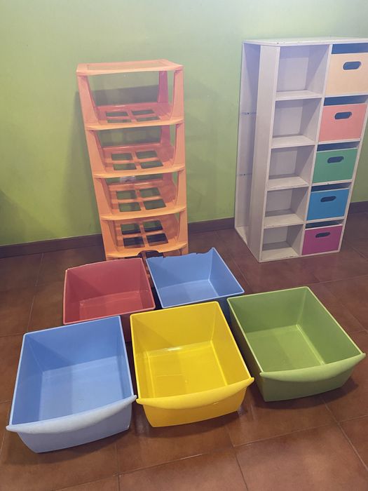 Móvel de Arrumação Infantil Colorido