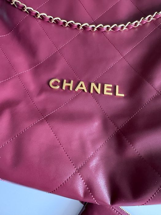 Przepiekna burgundowa torebka Chanel 22 hobo