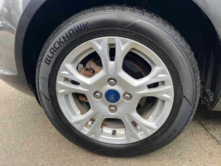 Ford Fiesta      2016