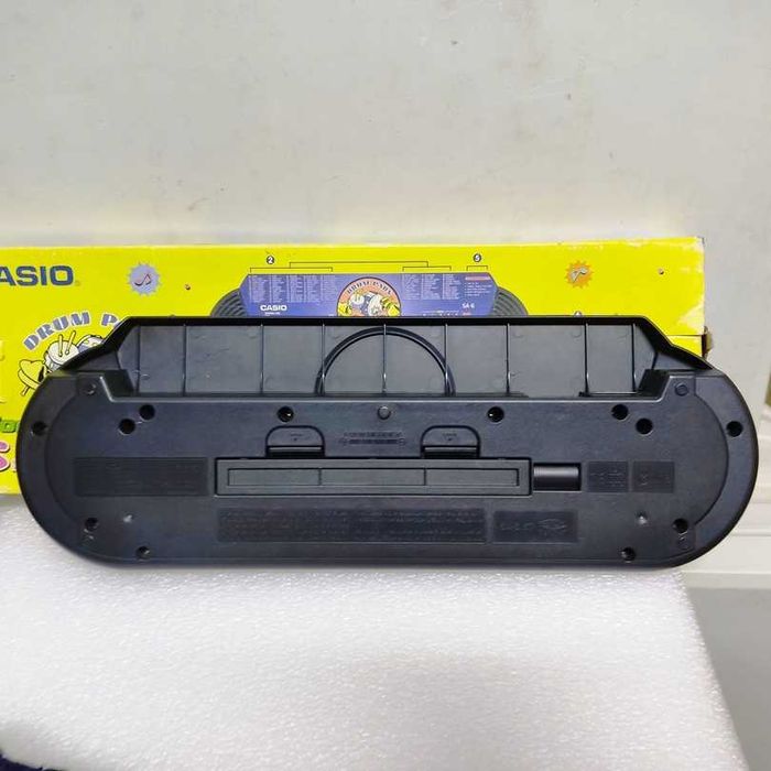 Teclado Casio SA-6 Drum Pads 32 teclas Anos 80 A funcionar