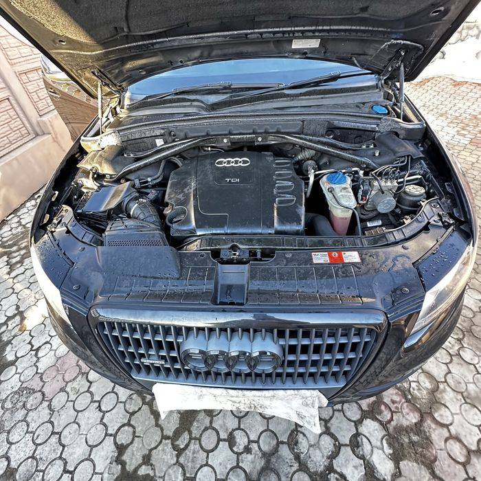 Двигун Ауді Кю5 ,мотор audi q5, 2.0 дизель 280 тис,