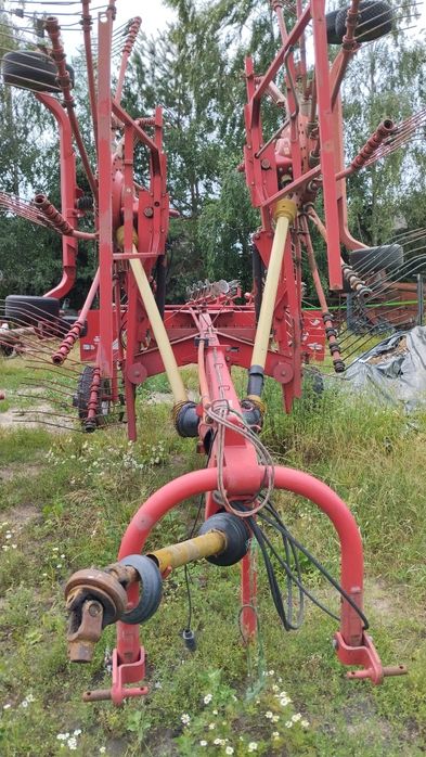 Zgrabiarka Kverneland Claas Lely