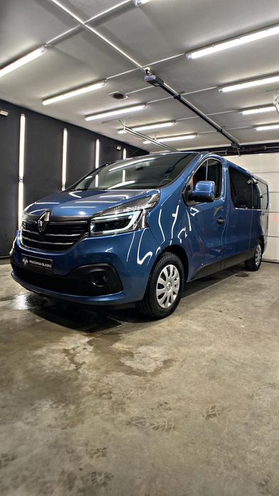 Wynajem krótko i długoterminowy Busów 9 osobowych i osobówek