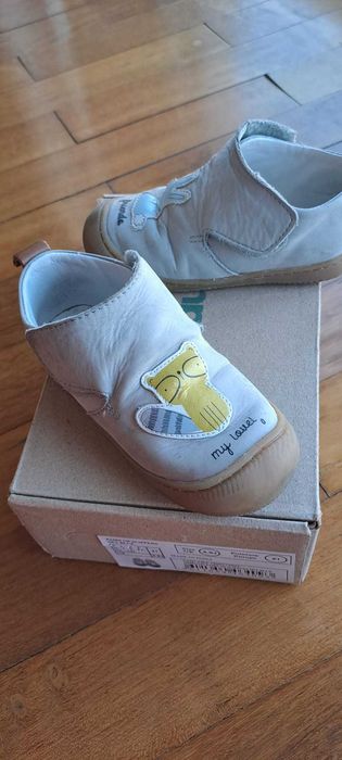 Sapatos Vertbaudet tamanho 21