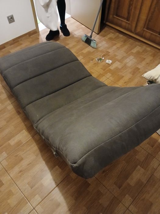 Uma exelente sufa e cama