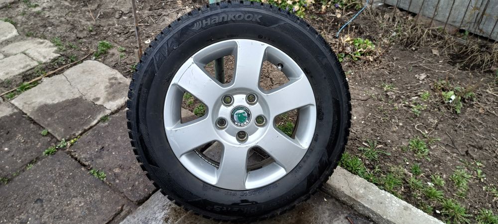 Оригінальні диски Skoda r15 5*112 Octavia A5 Volkswagen Caddy Touran