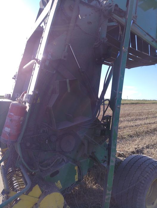 Prasa john deere 590