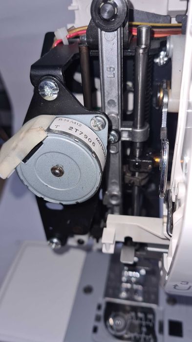 Швейна машина Janome 450MG під відновлення або на частини