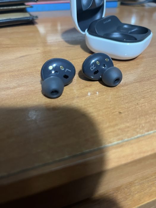 Samsung galaxy buds 2