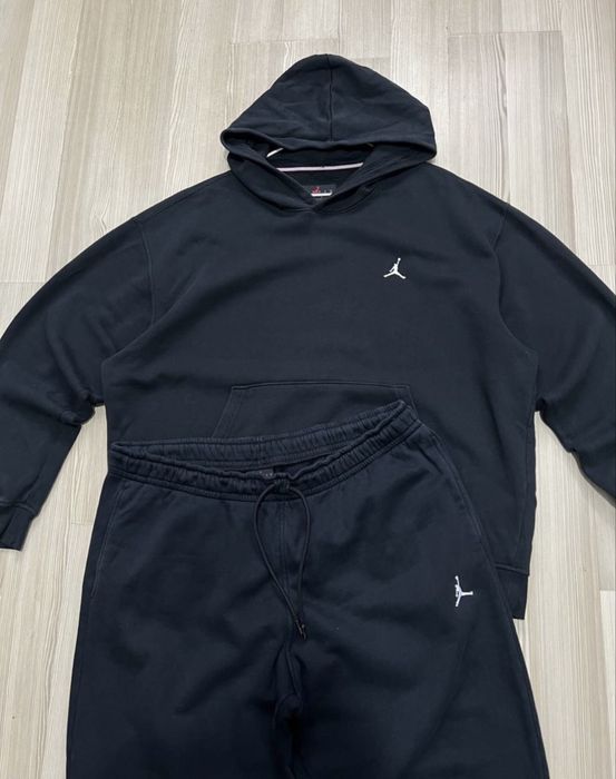 Продам костюм джордан