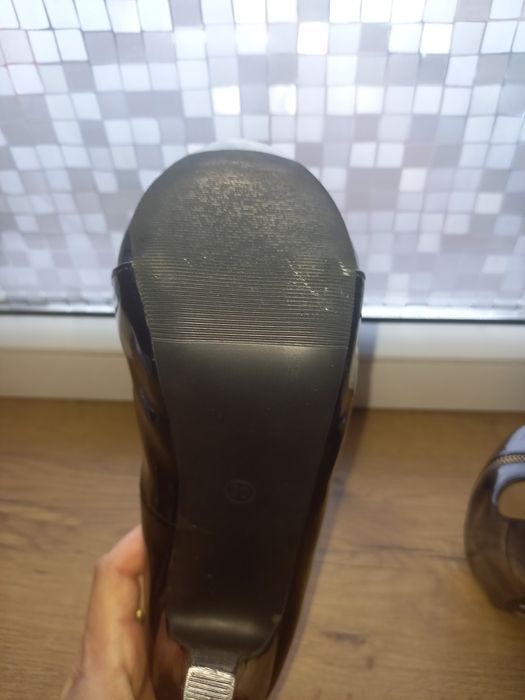 Szpilki cxarne VICES