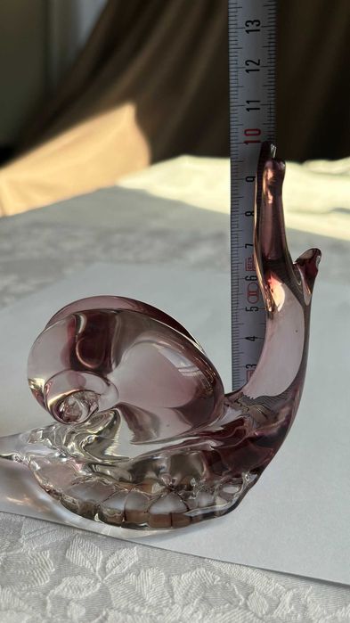 Figurka ślimak szkło artystyczne różowe Murano