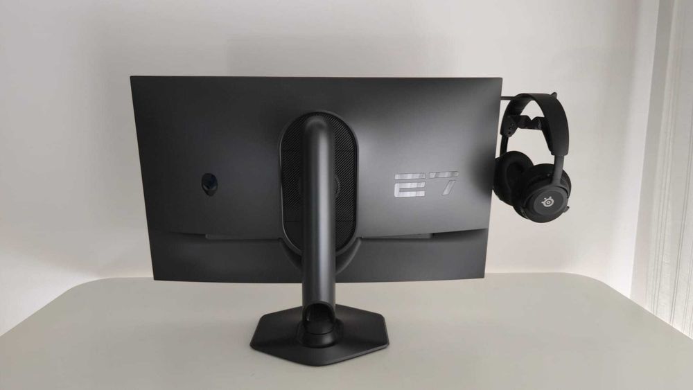 Monitor Gaming Alienware AW2724HF 27” 360Hz IPS 0.5ms – Como Novo