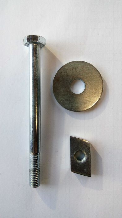 Болт М10*120 в зборі