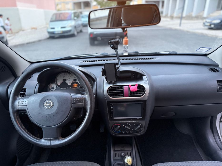Opel Corsa — fotografia 9