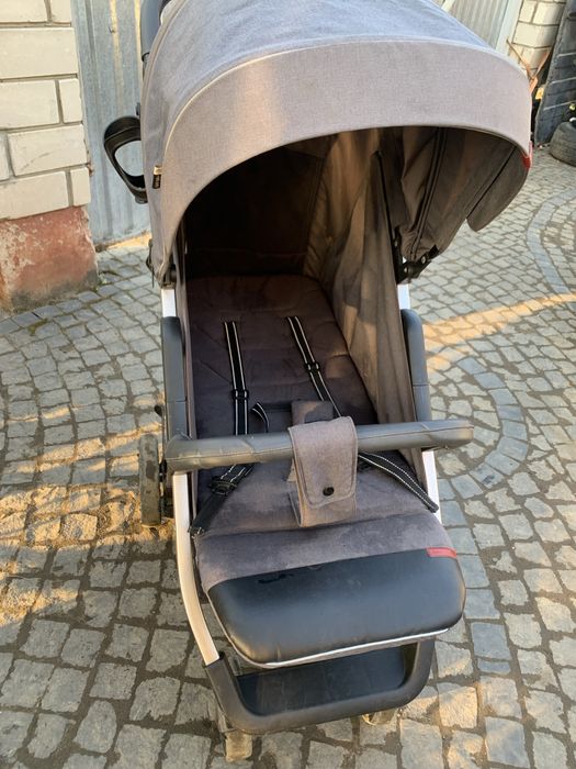 Коляска прогулянкова Carrello Echo