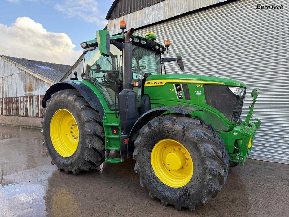 John Deere 6R215 WOM GPS CommandPRO Led z DE 50km/h 2023