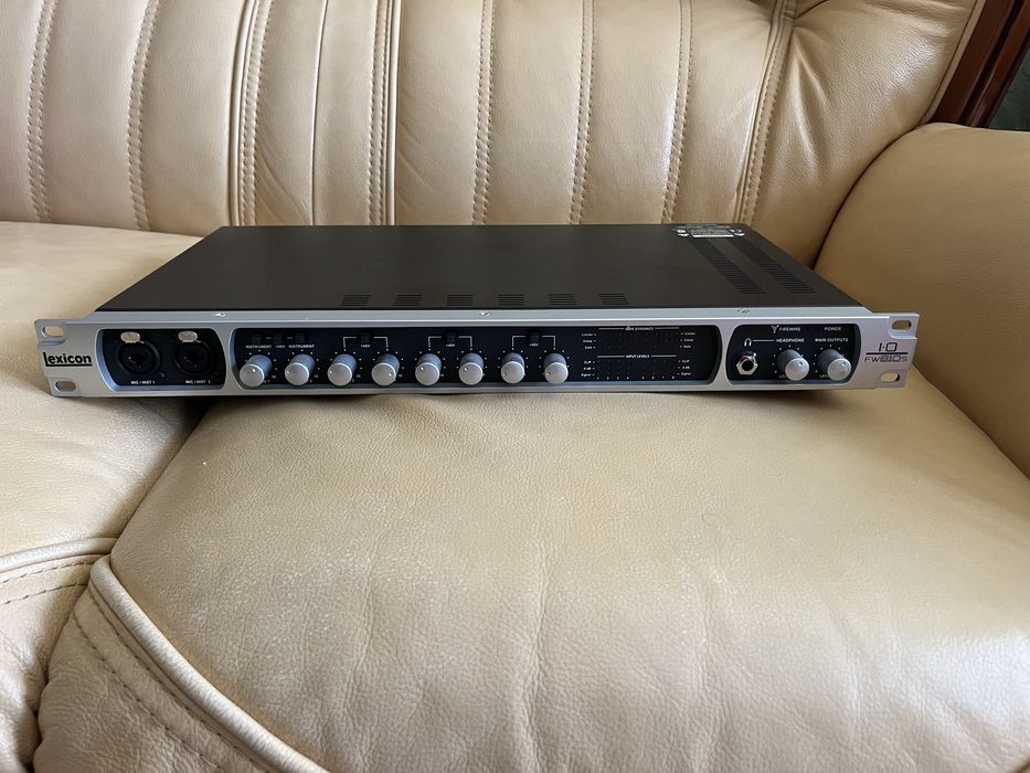 Внешняя FIREWIRE звуковая карта LEXICON I-O FW810S