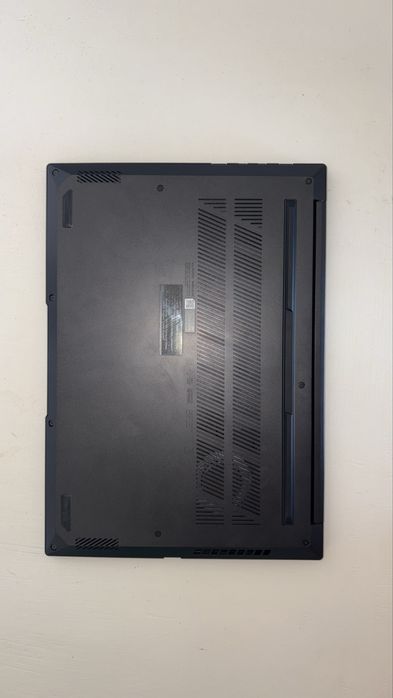 ASUS Vivobook 14” OLED Ryzen 7 5800H 16GB 1TB SSD — Praticamente Novo!