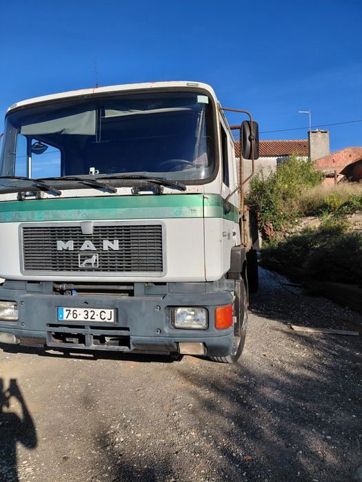Camião MAN 19.292 Tribasculante