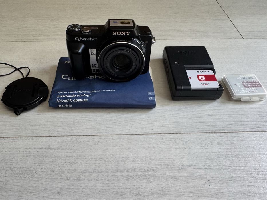 Aparat Sony Cyber-shot DSC-H10 – pełny zestaw + torba Case Logic