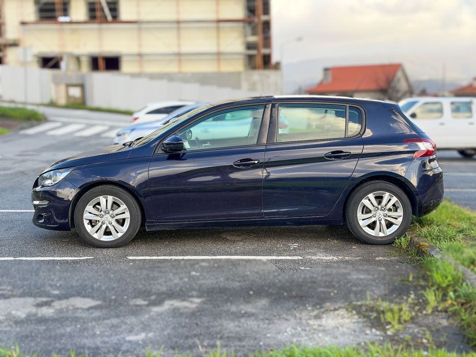 Peugeot 308 1.6 BlueHDi 120CV l 5 lugares