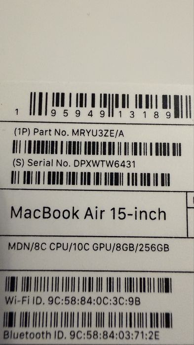 MacBook Air 15 cali M3; 256GB/8GB