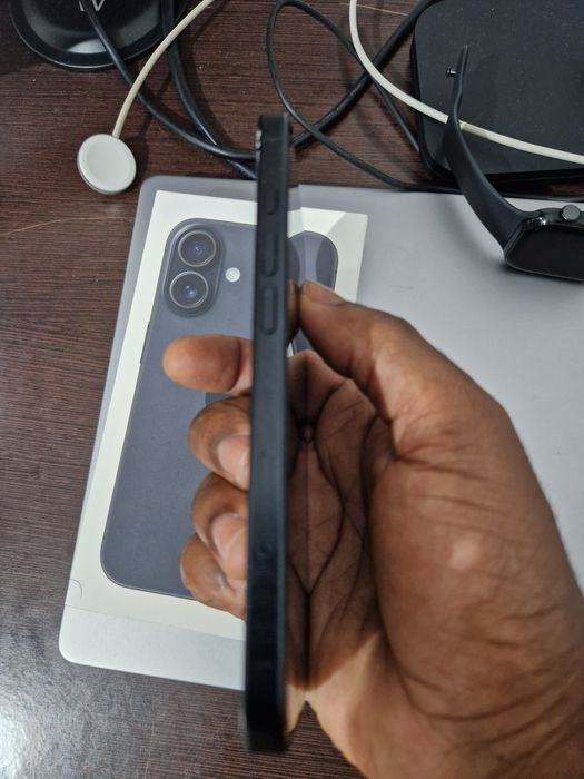 Iphone 16 com garantia