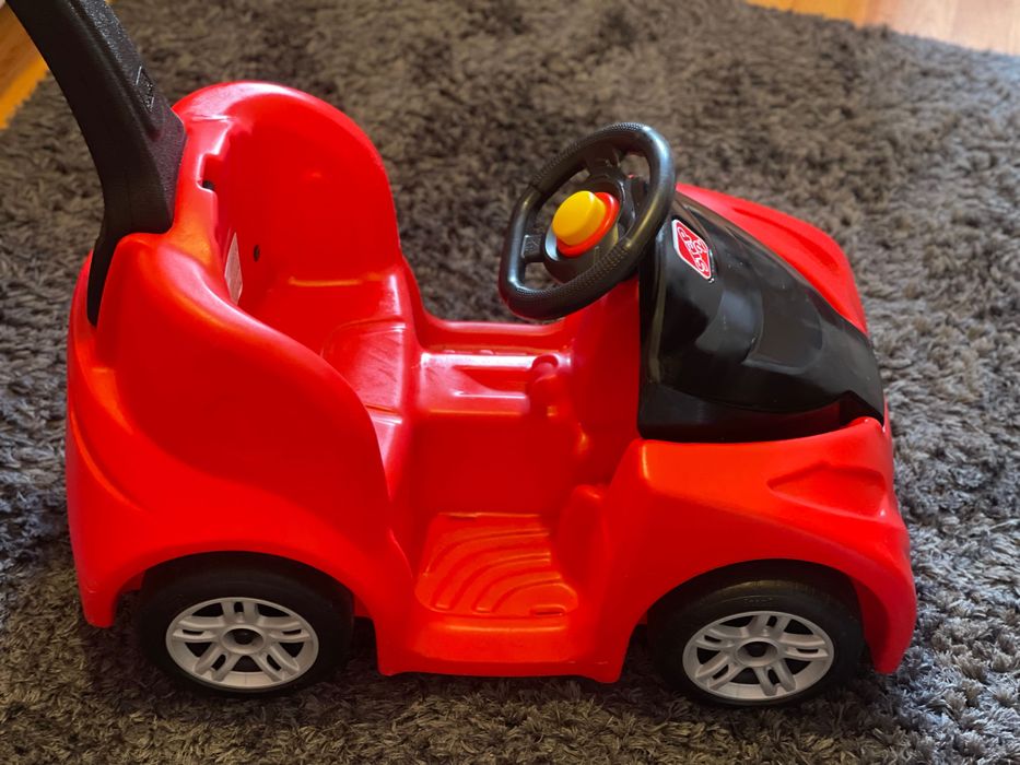 Carro de passeio443859972433520641