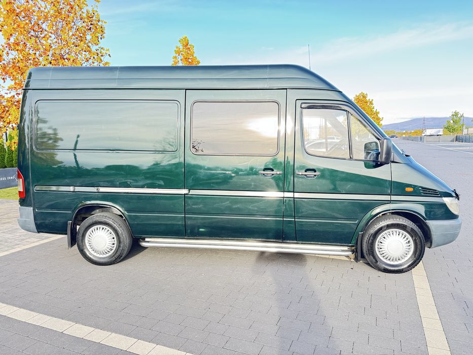 Mercedes-Benz Sprinter 2000