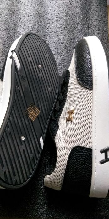 Кросівки Hermes 25см , лофери, кеди .