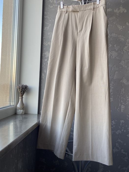 Женские светлые штаны свободный крой палаццо брюки mango eur 38 б/у