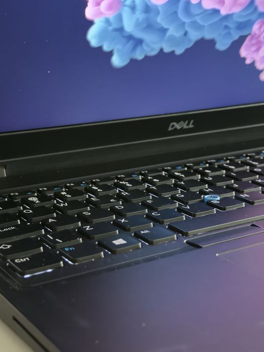 Laptop Biznesowy Dell Latitude 5590 |15"| i3-7gen 8GB RAM 256GB SSD