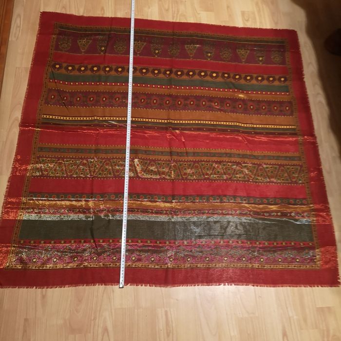 Chusta orientalna 116cm x 116 cm