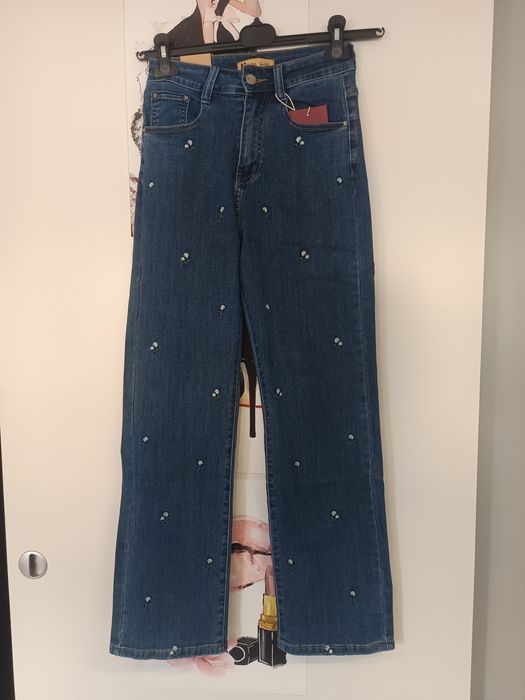 Spodnie damskie jeansowe jeansy damskie m.sara haft hit viral style