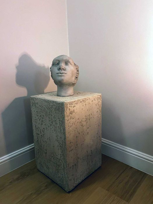 Postument, betonowa podstawa pod kwiaty 32x32x50