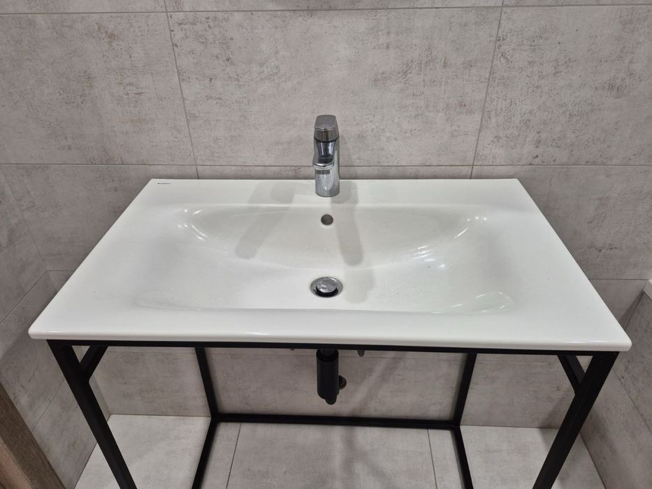 Умивальник  CEBERITE з  тумбою і змішувачем GROHE