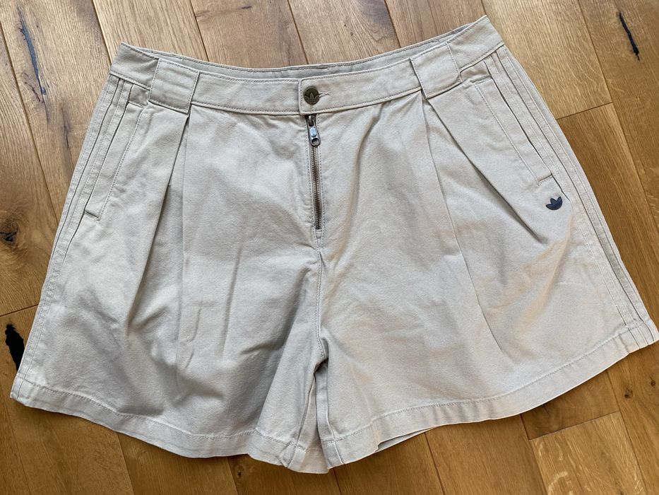 Adidas Originals – Plecione Szorty z Wysokim Stanem (Canvas Loose / Pleat)