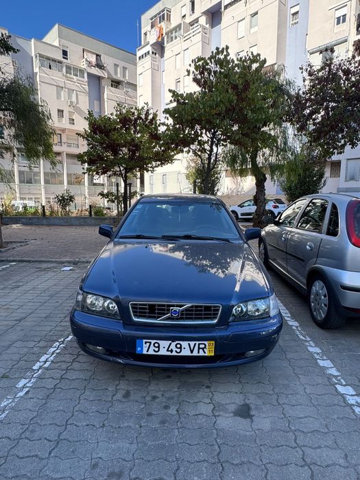 Volvo V40 1.9 Diesel 115 cv — 2003 — 260.000 km — Para reparar — photo 4