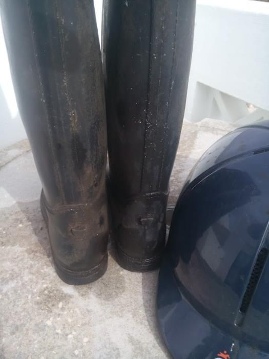 Conjunto Toque e Botins para EQUITAÇÂO