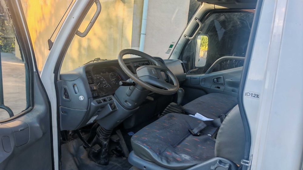 Carrinha Mitsubishi Canter 3.0 (Transporte de animais vivos)